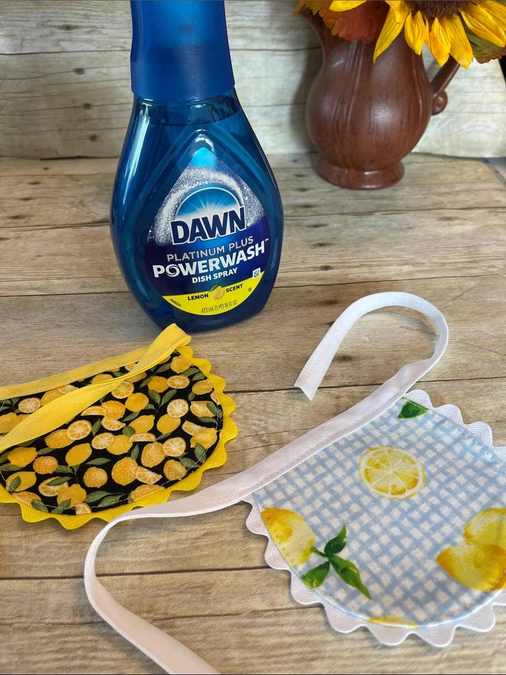 Set of 2 Reversible Aprons Dish Soap Bottle - Dawn Powerwash - Lemons